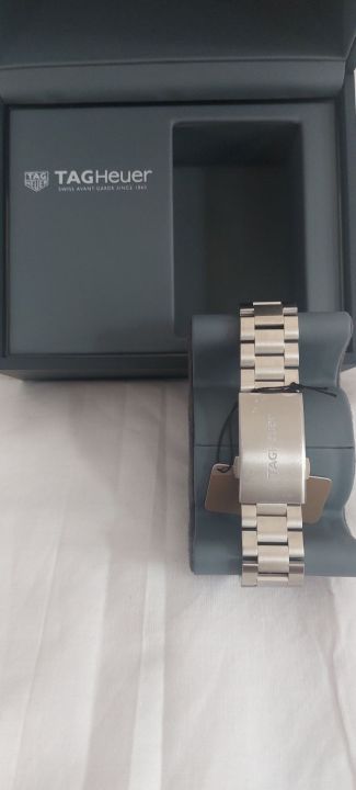 TAG%20Heuer%20watch%20-%20Image%202