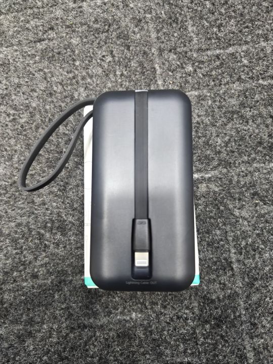 MOKiN%2010000mAh%2030W%20Fast%20Charging%20Power%20Bank%20%7C%20Built-in%20USB-C%20&%20Lightning%20Cables%20%7C%20PD%2030W%20USB-C%20%7C%20QC%2022.5W%20USB-A%20%7C%20Digital%20Display%20%7C%20Compact%20Portable%20Power%20Bank%20-%20Image%204
