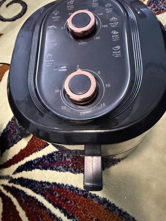 AirFryers%207.5%20Ltrs%20-%20Image%203