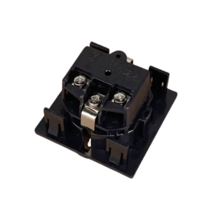 RG-02%20European%20Germany%20waterproof%20schuko%20socket%20outlet%20snap%20in%20receptacle%20for%20UPS%20-%20Image%204