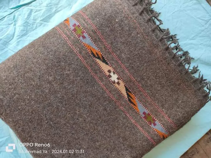 100%25%20REAL,CHITRALI%20HANDMADE%20WOOLEN%20SHAWL%20FOR%20MEN/%20BOYS%20-%20Image%202