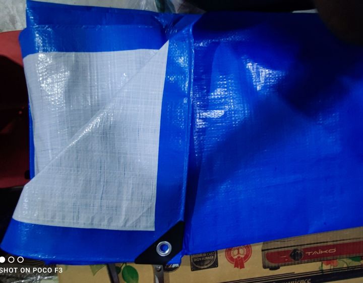 Tent%2010%C3%9712%20feet,%20waterproof%20tarpaulin%20sheet%20-%20Image%204