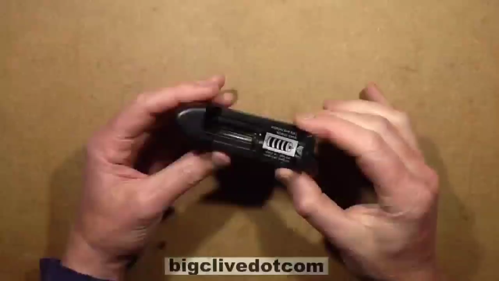 Universal Charger 3.7 Volt BATTERY CHARGER for 18650 Battery for laser light , fan , toys, trimmer etc
