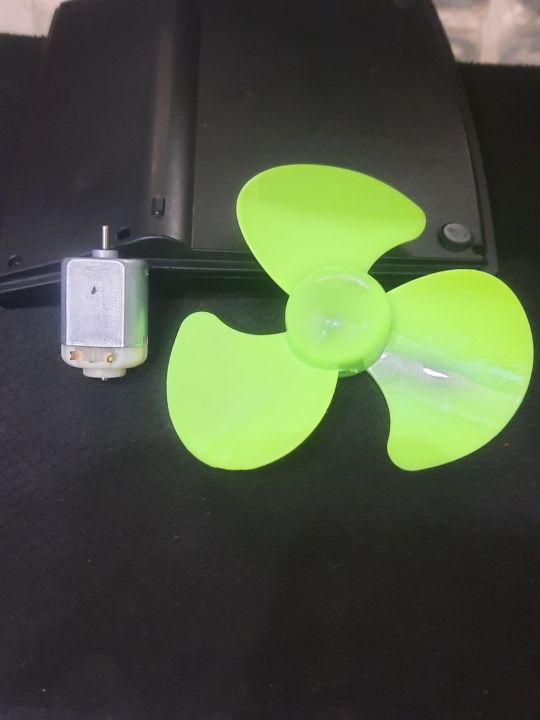 Pack of 5 pair of 3v 6v motors and (80mm) 3 blade hard plastic fan propeller fan wing fan blade fan par for 3V 5V 6V 9V 12V motors