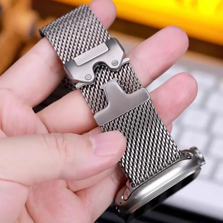 Stainless%20Steel%20Milanese%20For%20Apple%20watch%20Ultra%202%203%2049mm%2046mm%2042mm%2041mm%2045mm%2044mm%20Series%2011%2010%209%208%207%206%205%204%20SE3%20Straps%20Accessories%20-%20Image%204