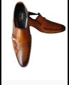 Formel shoes with crocodile peice golden. 