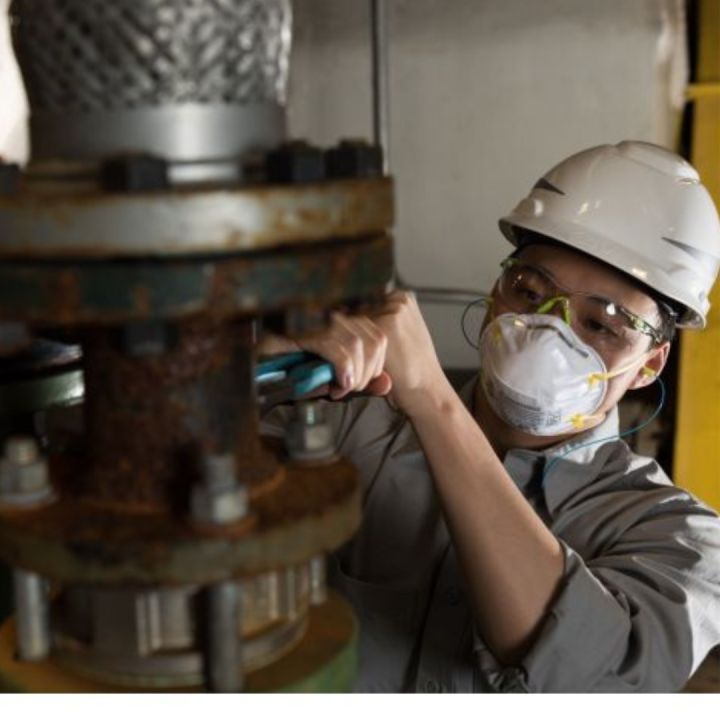 3M%208210%20Mask,%20Protect%20You%20From%20Germs%20And%20Dust%20-%20Image%209