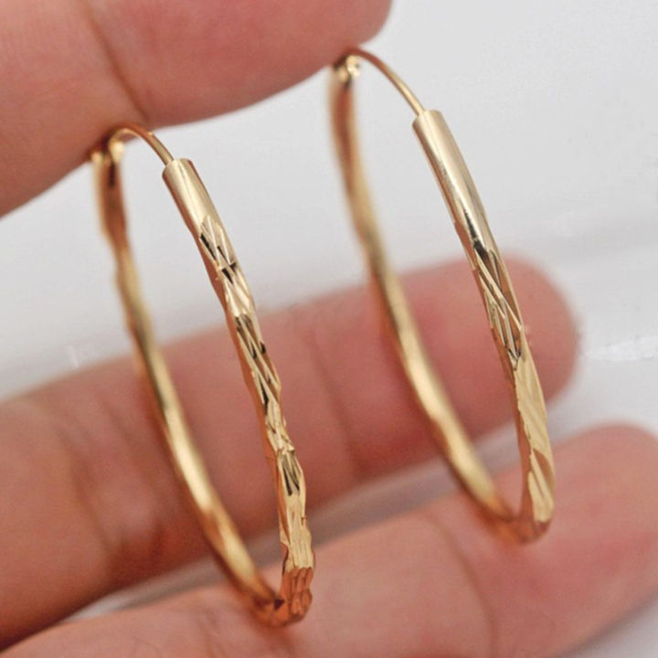 Huitan%20Classic%20Simple%20Hoop%20Earring%20for%20Women%20Gold%20Color%20Geometric%20Pattern%20Suit%20Various%20Occasions%20Metal%20Versatile%20Female%20Jewelry%20-%20Image%203