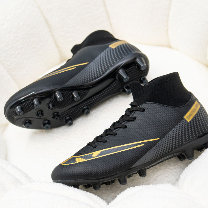 Premium%20high-top%20football%20shoes%20FG%20long%20studs%20and%20TF%20short%20studs,%20suitable%20for%20both%20men%20and%20women,%20offer%20comfort.%20Sole%20spikes%20-%20Image%202