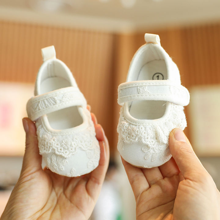 Cute%20White%20Lace%20Baby%20Girl%20Princess%20shoes%20%20Baby%20Moccasins%20Moccs%20Shoes%20Bow%20Fringe%20%20Soled%20Non-slip%20Footwear%20Crib%20Shoes%20-%20Image%204
