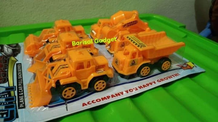 6-Piece%20Construction%20Toy%20Set%20for%20Kids%20%E2%80%93%20Toy%20Cars,%20Crane,%20Bulldozer,%20Truck,%20Bus,%20and%20Roller%20Mixer%20-%20Image%203