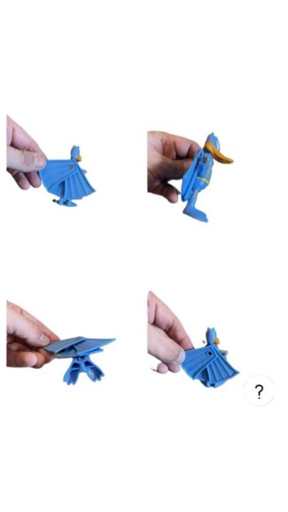 Warner%20Bros./DC%20Comics%20Daffy%20Duck%20as%20Batman%20Looney%20Tunes%20Toy%20-%20Image%202