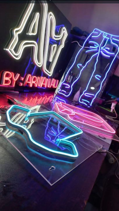 customized%20neon%20signboards%20-%20Image%202
