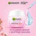 Garnier Sakura Glow Hyaloron Serum Cream SPF30 PA+++ 50ml. 