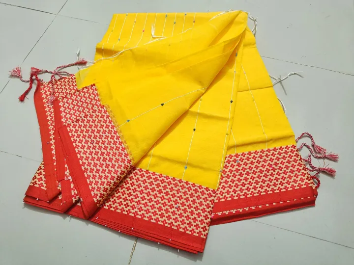 Puja%20Special%20White%20&%20Red%20Colour%20Noyon%20Tara%20Khesh%20Saree%20For%20Women%20-%20Sari%20-%20Image%202