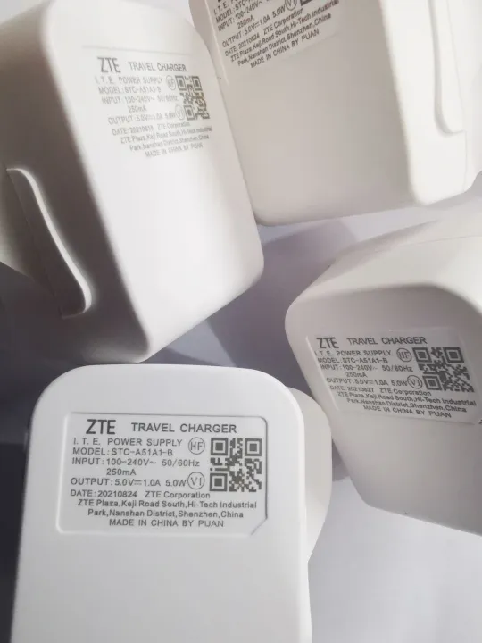 zte%20charger%202A%20white%20-%20Image%203