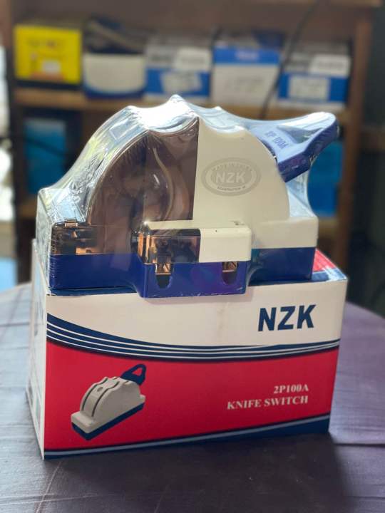 100A%20change-over%20switch%20for%202%20line%20or%201%20line%20and%20generator%20-%20Image%205