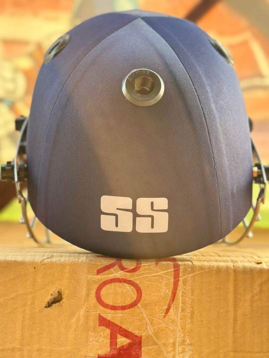 SS%20CRICKET%20HELMET%20-%20Image%204