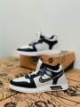 Sneakers for boys light weight exclusive design weightless shoe's for boys.. 
