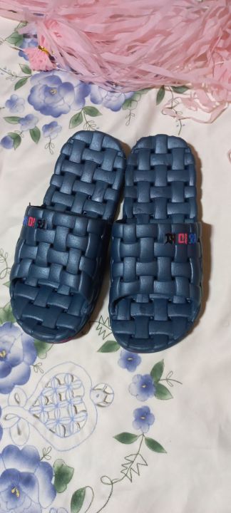 Washroom%20%20Shower%20Slippers/bathroom%20Anti%20slip%20Rubber%20Slippers/Washroom%20Soft%20Rubber%20House%20Slippers/Casual%20Massage%20Slippers%20for%20men/Bathroom%20flip%20flops%20Shower%20Slippers%20for%20Men%20-%20Image%206