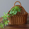 Wall Mounted Vegetable and Fruit Basket, Simulated Rattan Hanging Basket, Plastic Wall-mounted Hanging Basket, Home Decoration. 