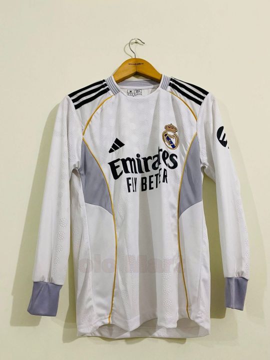 Real%20Madrid%20premium%20Quality%20Jersey%20new%20season%20%2025-26%20home%20kit%20-%20Image%205