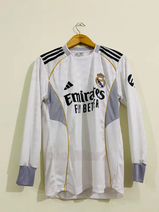 Real%20Madrid%20premium%20Quality%20Jersey%20new%20season%20%2025-26%20home%20kit%20-%20Image%205