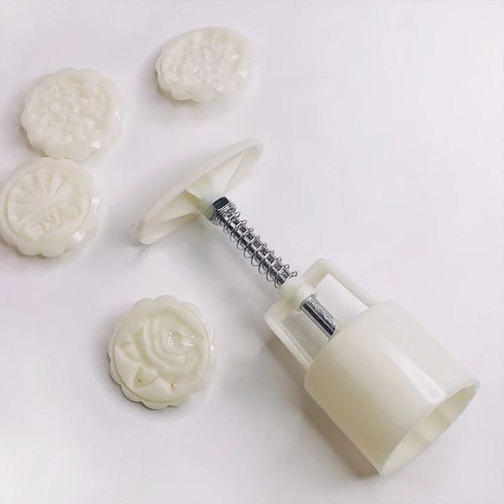 1set%20DIY%20Baking%20Mooncake%20Mold%20Hand%20Press%20Cookie%20Stamp%20Moon%20for%20Cake%20Decor%20Pastry%20diy%20Tool%20Bakeware%20Bar%20Tool%20Mid%20Autumn%20Festival%20-%20Image%203
