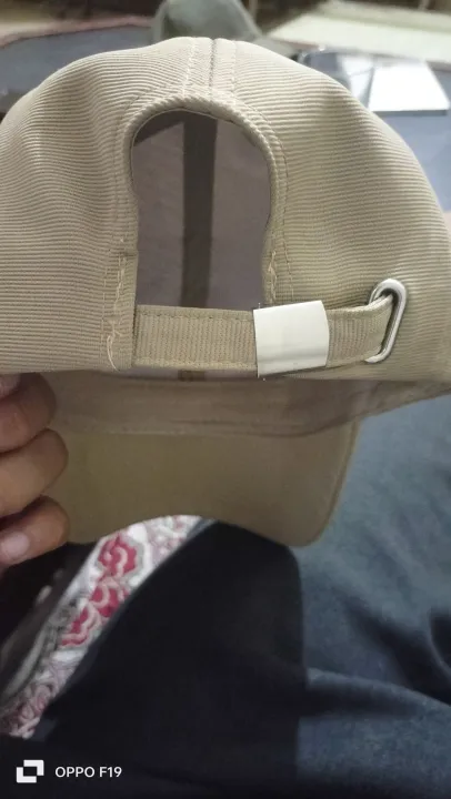 Nike%20best%20quality%20cap%20for%20sun%20protection%20while%20playing%20cricket,%20-%20Image%204