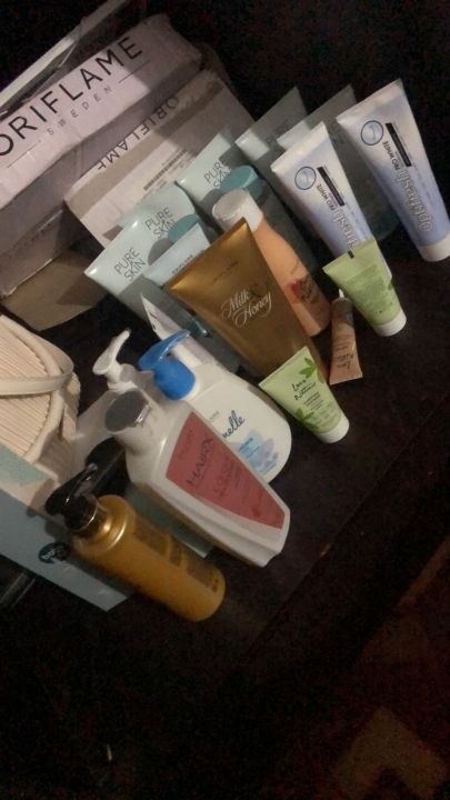 Oriflame (Milk and honey gold hand cream moisturizer) (Love nature caring body cream for dry sensitive skin)(Love nature soothing mask for dry skin)