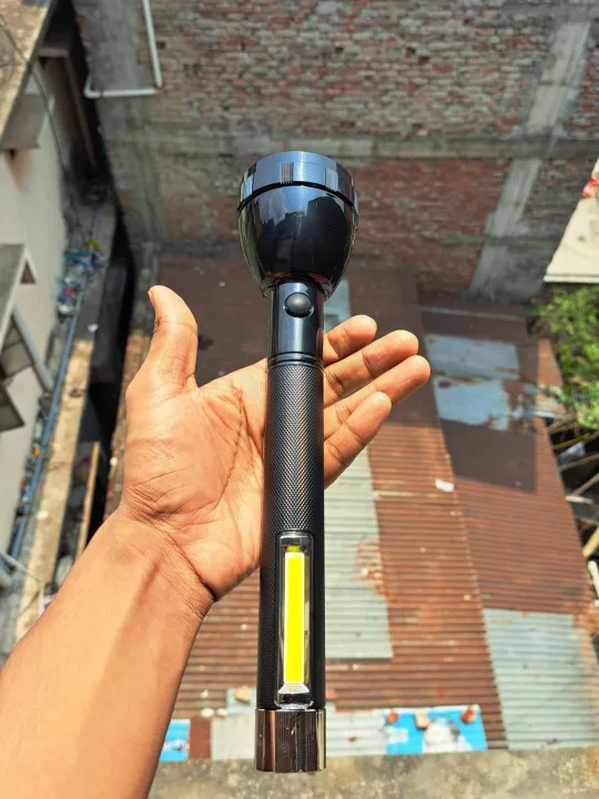 jy%20super%20jy-2080%20super%20high%20power%20flashlight%20%20/%20torchlight%20/%20flashlight%20/%20rechargeable%20light%20/%20LED%20torch%20light%20/%20rechargeable%20/%20light%20/%20best%20flashlight%20/%20best%20torch%20light%20/Joy%20super%20-%20Image%208