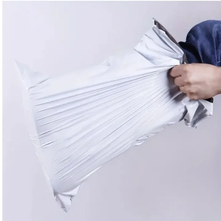 Premium%20Courier%20Flyer%20Bag%20with%20Pocket%20%E2%80%93%20Strong%20&%20Durable%20Packing%20Mail%20Bag%20for%20Secure%20Delivery%20%7C%20Versatile%20Packaging%20Material%20Flyer%20with%20Pocket%20%7C%20flyers%20for%20packing%20%7C%20flyer%20with%20Pocket%20(Pieces%20everything%20in%20inches)%20-%20Image%202