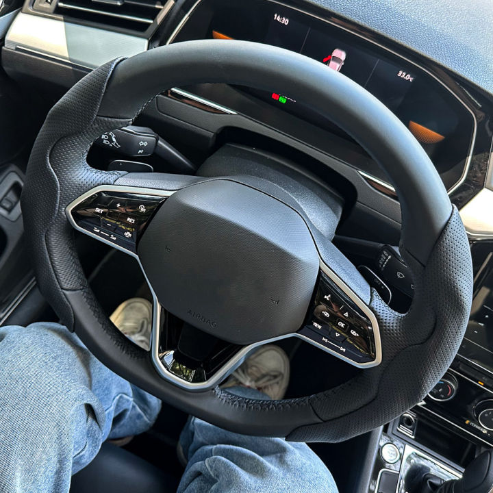 Universal%20D-shaped%20Round%20Car%20Steering%20Wheel%20Cover%20Ventilation%20hole%20Leather%20Absorb%20sweat%20Anti-slip%20Decoration%20Accessories%2015inch%20-%20Image%205