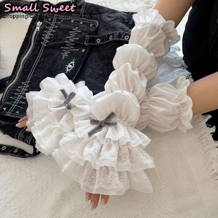 Y2K%20Girl%20Lolita%20JK%20Goth%20Women%E2%80%99s%20Sleeve%20Cover%20Half%20Finger%20Yarn%20Tutu%20Gothic%20Lolita%20Arm%20Warmers%20Wrist%20Cuffs%20Lace%20Ruffled%20Gloves%20-%20Image%203