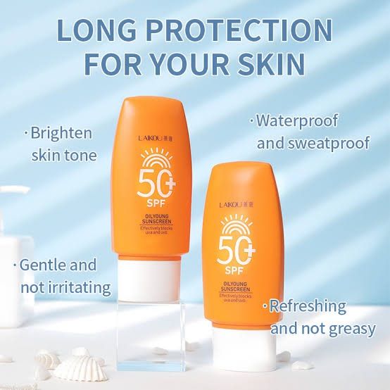 Laikou%20Oily%20young%20Sunscreen%20Lotion%20UV%20Protector%20%E2%80%93%20SPF%2050+(50G)%20-%20Image%204