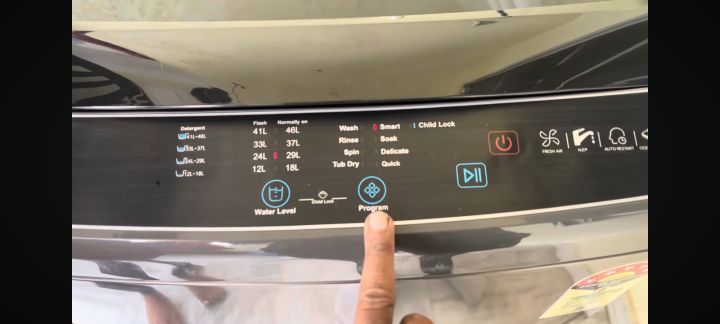 Haier%208kg%20Fully%20Automatic%20Top%20Load%20Washing%20Machine%20%E2%80%93%20HWM80-1269S6%20-%20Image%204