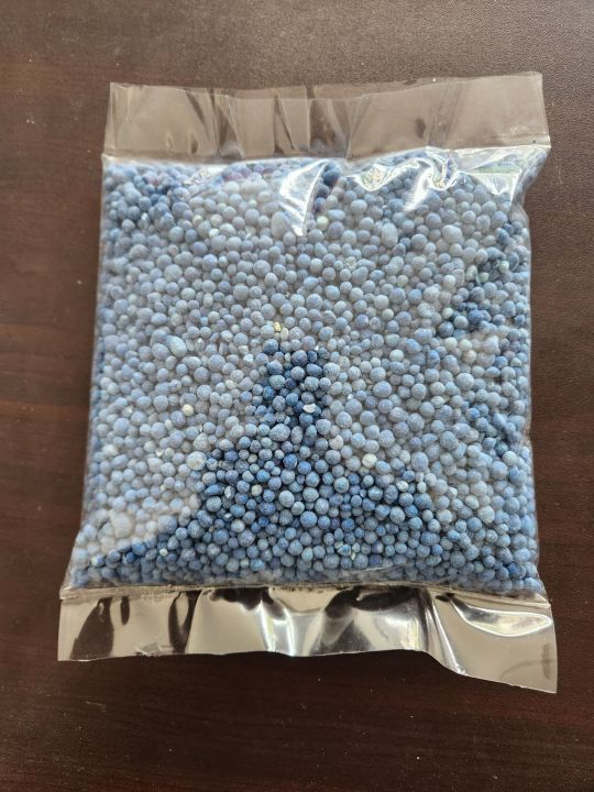 Blue%20Granular%20Fertilizer%20-%20500g%20-%20Image%203