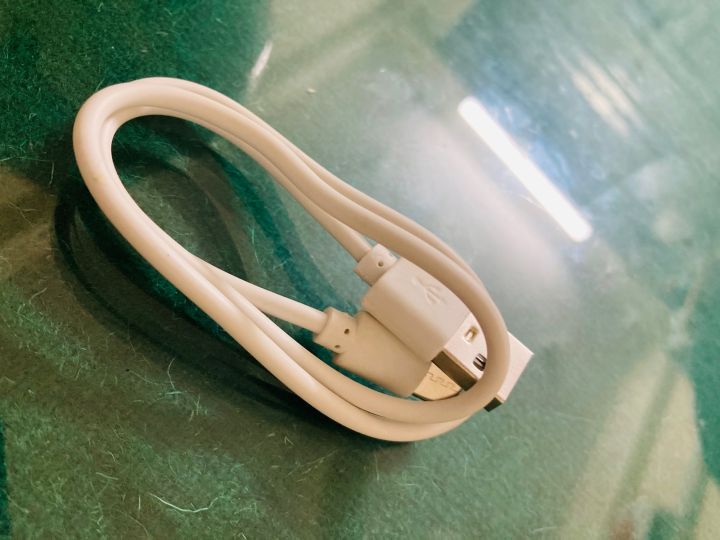 LED%20WIRELESS%20CHARGING%20SPEAKER%20(%20G%20500%20)%20-%20Image%208