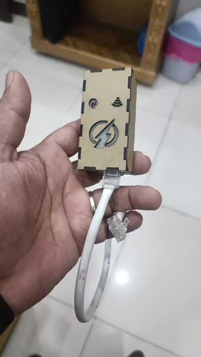 Solar%20WiFi%20Device%20/%20Solar%20UPS%20Mobile%20Device%20/%20Control%20Solar%20UPS%20From%20Mobile%20/%20Smart%20Solar%20-%20Image%209