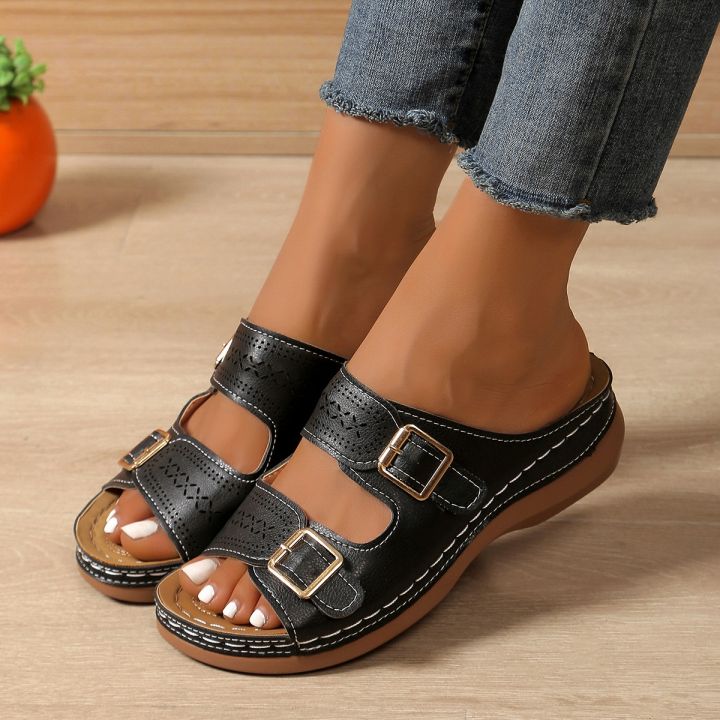 2025%20Summer%20Fashion%20Women%20Wedge%20Slippers%20Premium%20Orthopedic%20Open%20Toe%20Shoes%20for%20Women%20Anti-slip%20Platform%20Retro%20Slippers%20Female%20-%20Image%203