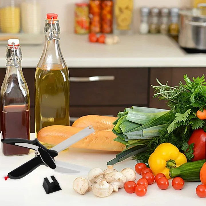 Clever%20Cutter%202%20in%201%20Food%20Chopper%20Kitchen%20Scissors%20Smart%20Cutter%20Kitchen%20Knife%20Shears%20Vegetable%20Slicer%20Dicer%20with%20Cutting%20Board%20-%20Image%204