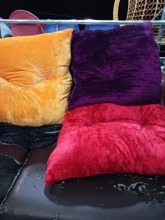 Hanging%20chair%20or%20Hanging%20swing%20with%20stand%20and%204%20cousins%20-%20Image%209