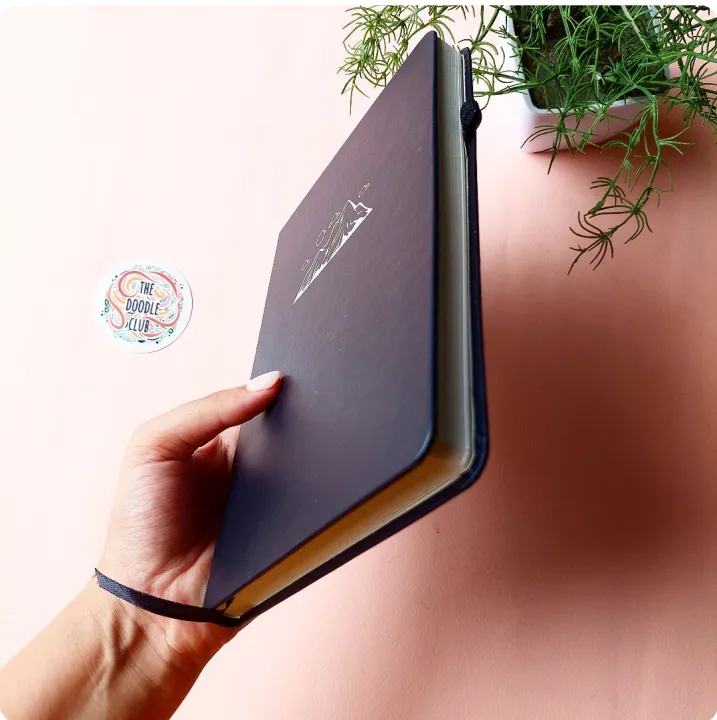 Minimalistic%20Lined%20Journal%20%7C%20Notebook%20%20%7C%20Hardcover%20Diary%20A5%20Journals%20-%20Image%205