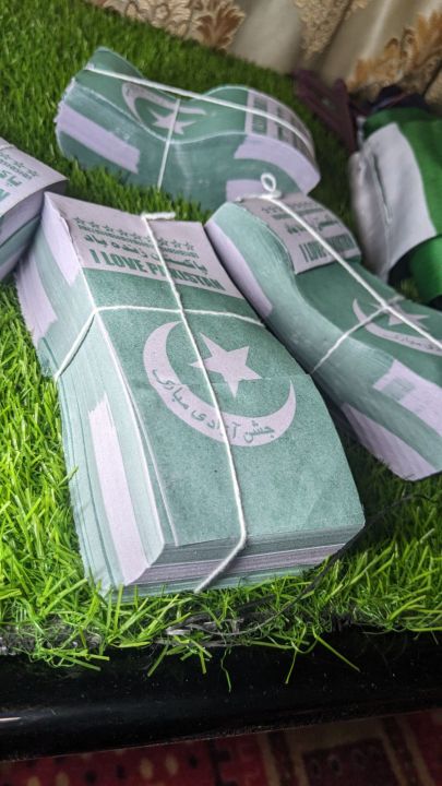 jhandian%20pakistan%20flag%20(1000%20paper%20flag)%20/pakistani%20flag%20-%20Image%204
