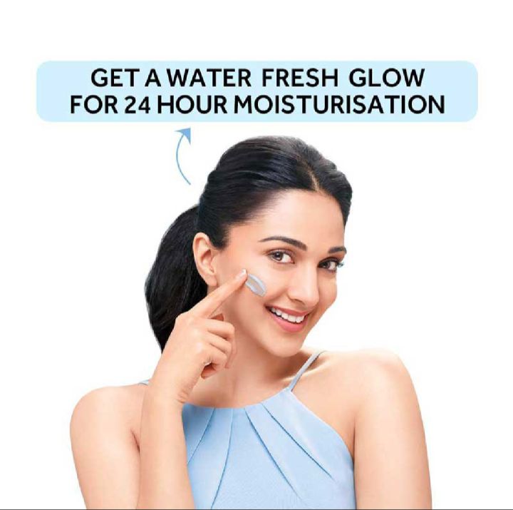 POND'S%20Super%20Light%20Gel%20Hydrated%20Glow%20With%20Hyaluronic%20Acid%20&%20Vitamin%20E-100mL(Indian)%20-%20Image%206