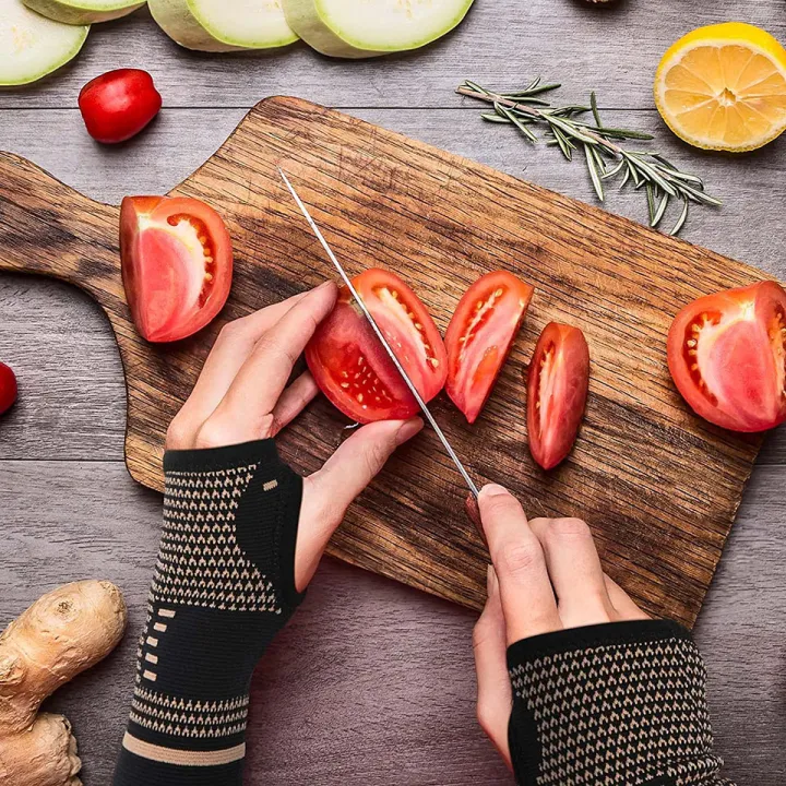 1Pcs%20Copper%20Fiber%20Bracer%20Wrist%20Elastic%20Sport%20Bandage%20Wristband%20Hand%20Gym%20Support%20Wrist%20Brace%20Wrap%20Tennis%20Fitness%20Powerlifting%20-%20Image%206
