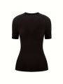Women's Quick-Dry Crew Neck Tee – Breathable, Stretchable Activewear with Classic Solid Color Design.