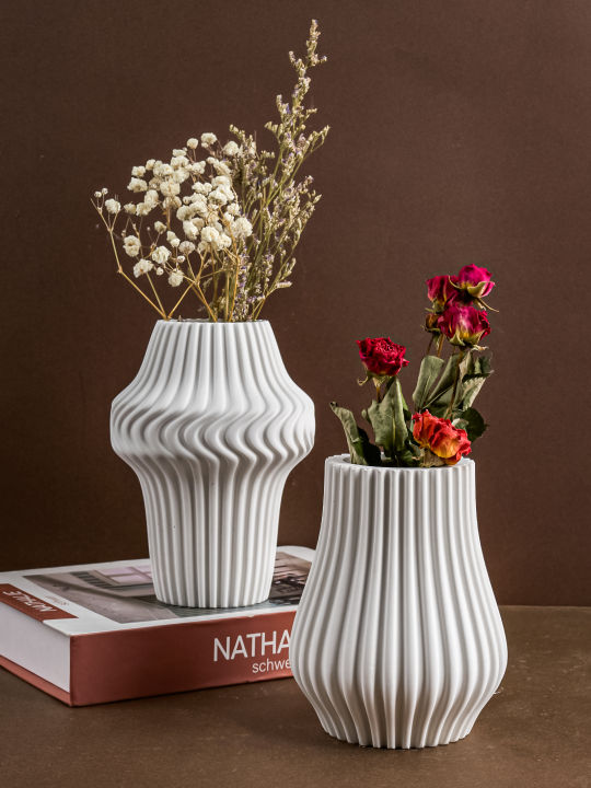 DIY%20Simple%20Lines%20Vase%20Cement%20Silicone%20Mold%20Striped%20Dried%20Flowers%20Vase%20Plaster%20Gypsum%20Mould%20Resin%20Crafts%20Casting%20Home%20Decor%20-%20Image%202