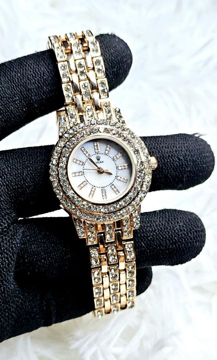 Analog%20Luxury%20Full%20Rhinestones%20Gorgeous%20Watch%20for%20Ladies%20-%20Image%202