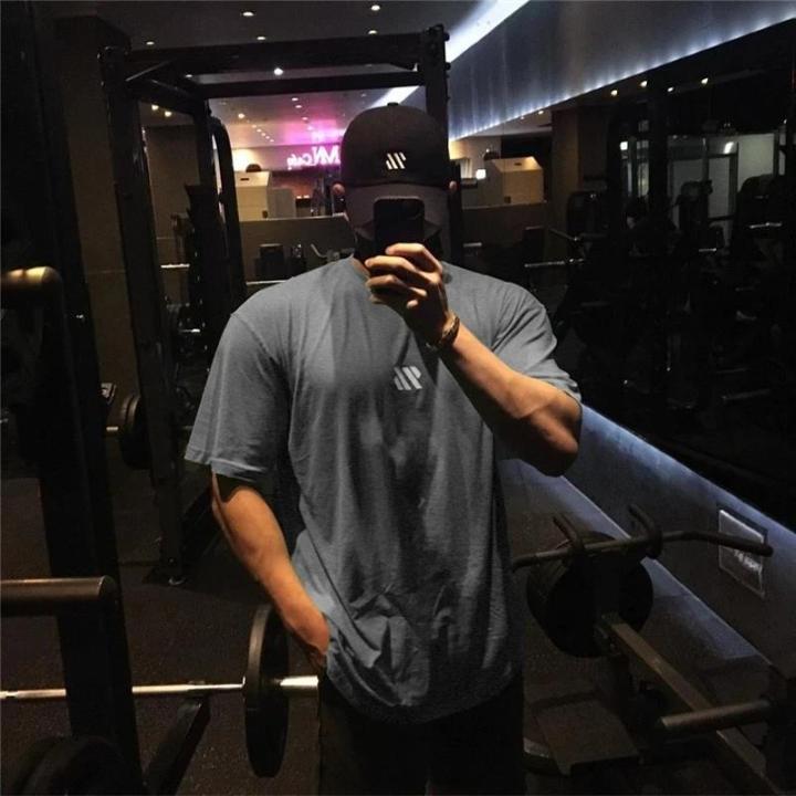 Men%20Brand%20Sports%20t%20shirt%20Men%20Short%20sleeve%20Cotton%20T-shirt%20Fitness%20Bodybuilding%20loose%20Running%20t%20shirt%20Male%20Summer%20Training%20tops%20-%20Image%206